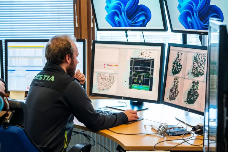 Illustration of Finland (2024) - Multi-year road maintenance contracts